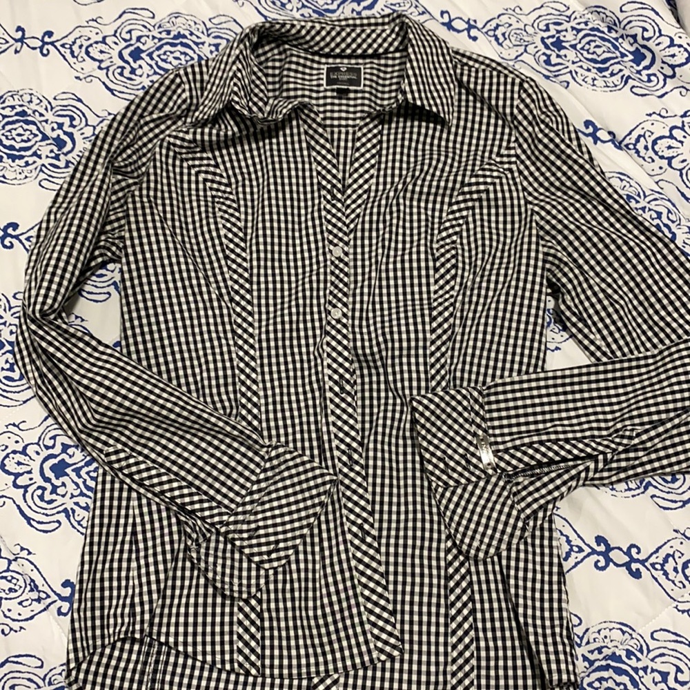 🌸Express Essential Black/White Dress Shirt